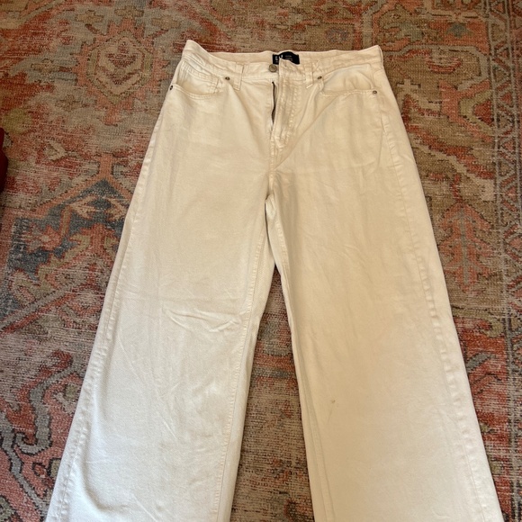 White Gap Demin Jeans - Picture 1 of 1